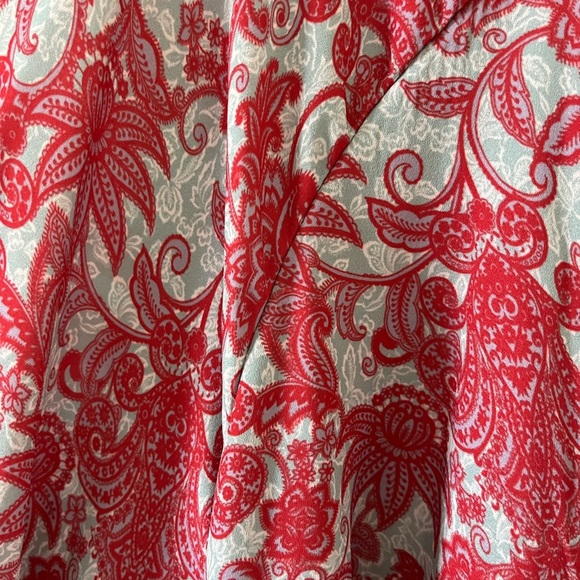 Bobeau Red Sage Paisley Cardigan/Cover Up - Plus Size - Picture 2 of 4